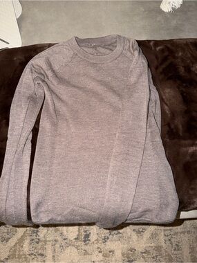 lululemon athletica crewneck sweater